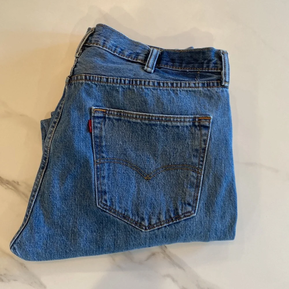 Levi Men’s Button Fly Jeans | Size 40, 32” Inseam